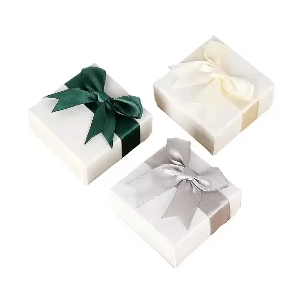 Luxury ribbon bow for gift box - Elegant Packaging - Image 4