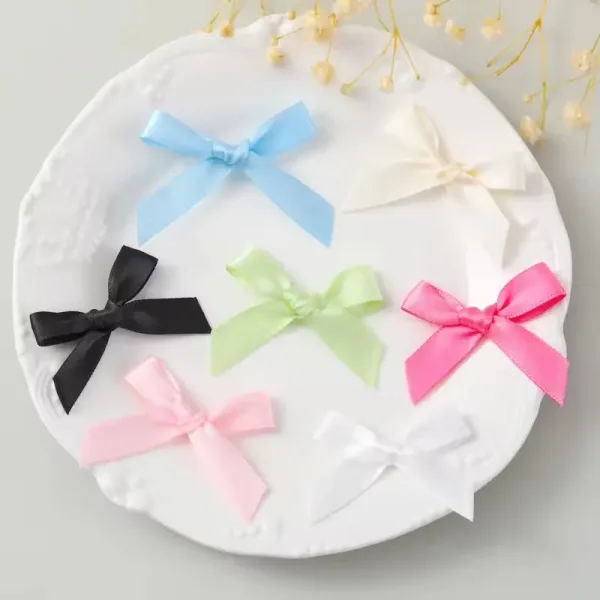 bow tying with ribbon
